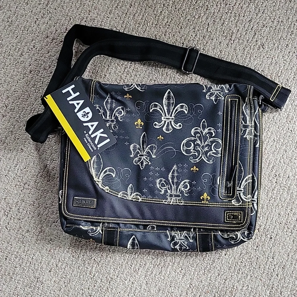 NWT Laptop Bag